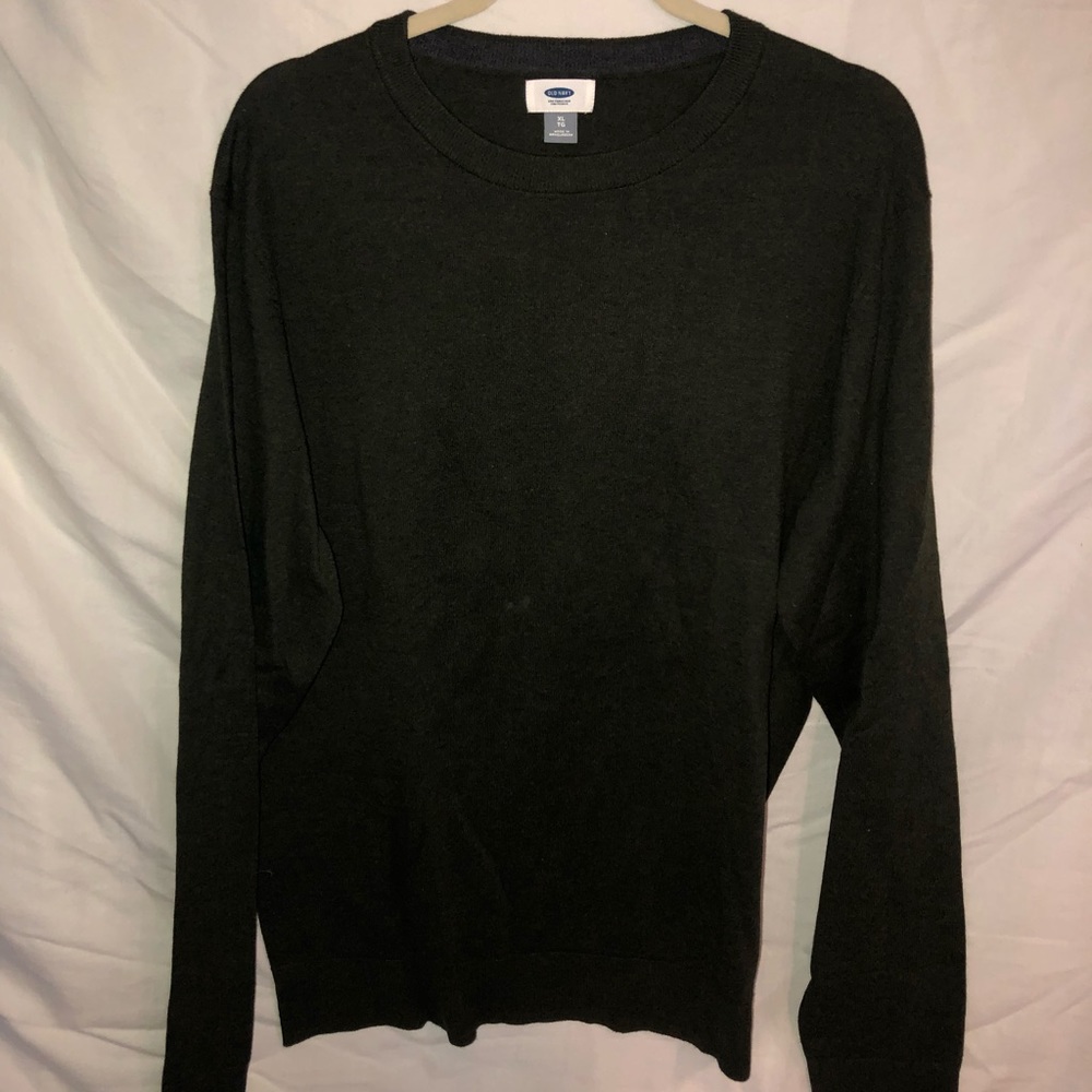 BRAND New Crewneck Sweater